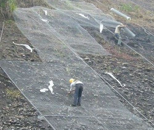 防山體,落石網,防山頂落石網,防山坡落石網,包山網,鋼繩網